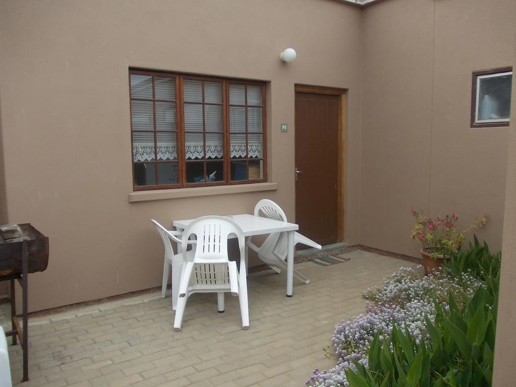 Huis Klipdriftself Catering &B&B Henties Bay Exterior photo